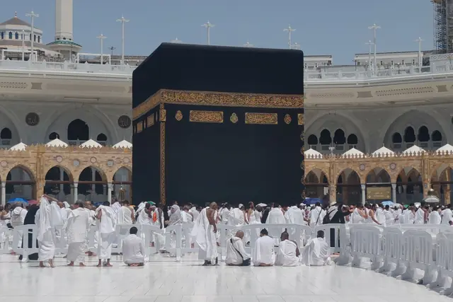 Pilgrims around the Kaaba in Makkah